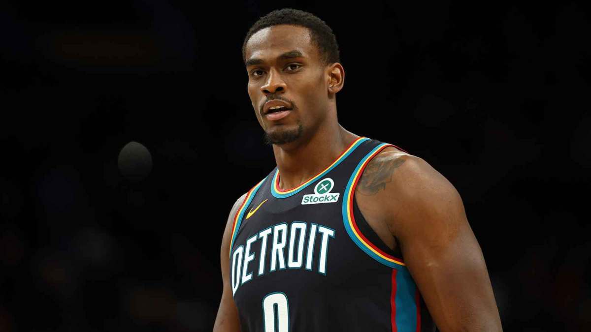 华体会官网-坏消息，活塞队中锋杰伦·杜伦因膝伤提前离场