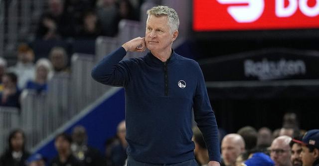 华体会app下载-科尔:整支球队都希望阿德巴约留在场上追逐纪录 斯波没必要道歉